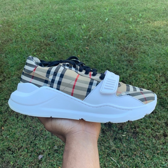 burberry beige check regis sneakers